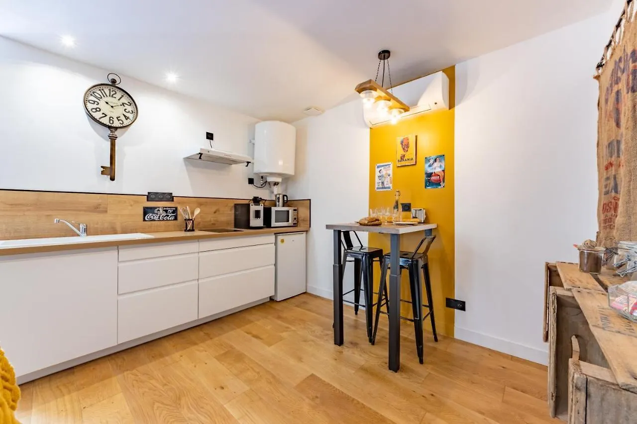 Saint Martial - Stationnement - Clim Apartman Montauban Franciaország